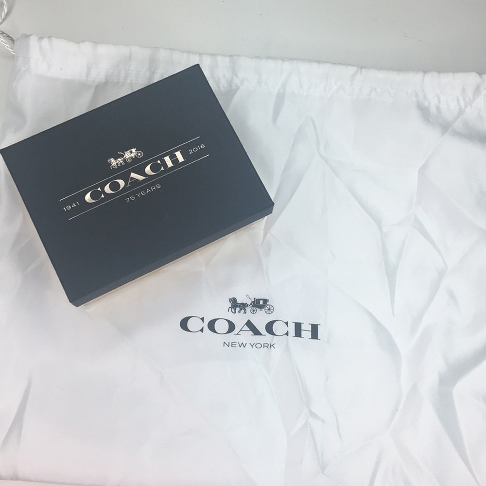 Coach box